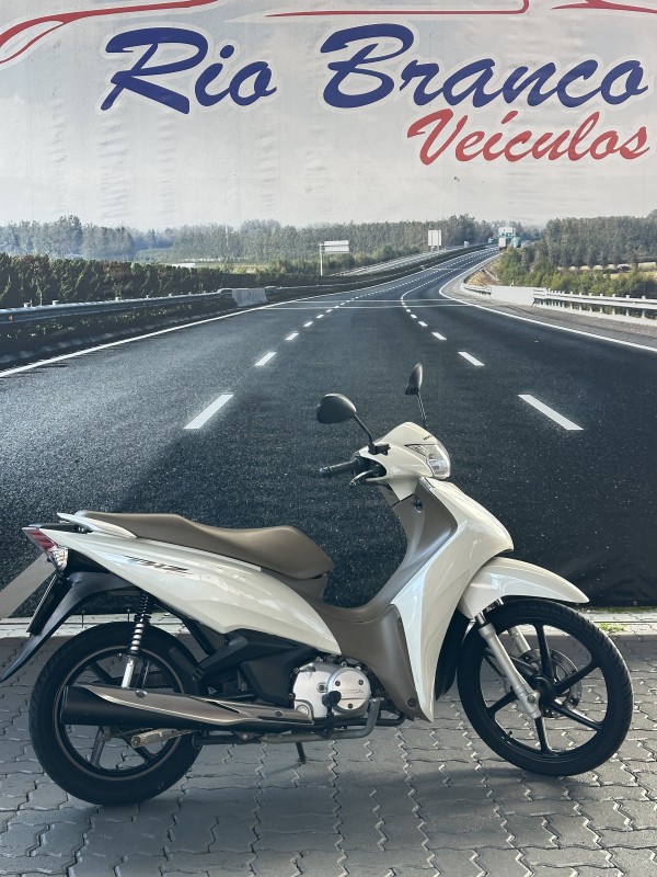 BIZ 125 ES