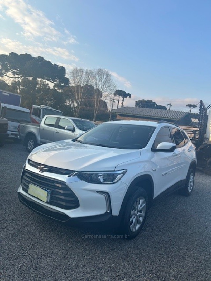 tracker 1.0 12v turbo flex 4p automatico 2023 canela