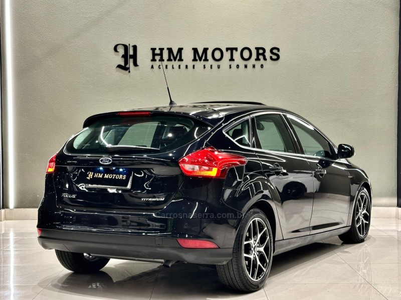 FOCUS 2.0 TITANIUM HATCH 16V FLEX 4P AUTOMÁTICO - 2018 - CAXIAS DO SUL