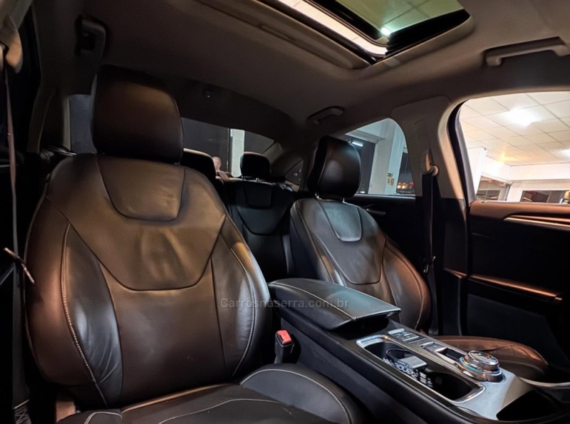 FUSION 2.0 TITANIUM AWD 16V GASOLINA 4P AUTOMÁTICO - 2017 - NOVO HAMBURGO