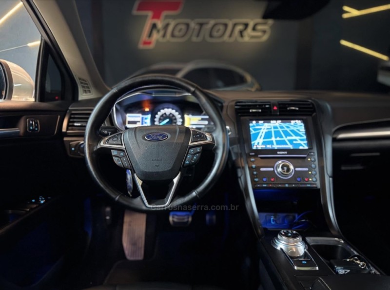 FUSION 2.0 TITANIUM AWD 16V GASOLINA 4P AUTOMÁTICO - 2017 - NOVO HAMBURGO