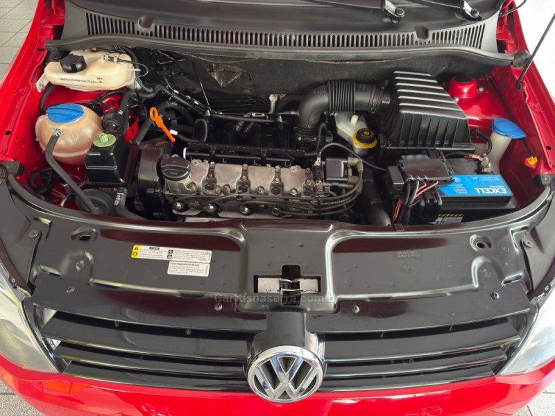 FOX 1.6 MI 8V FLEX 4P MANUAL - 2014 - NOVO HAMBURGO