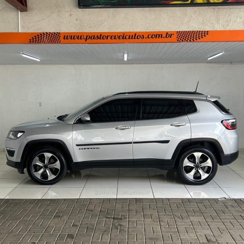COMPASS 2.0 16V FLEX LONGITUDE AUTOMÁTICO - 2016 - VACARIA
