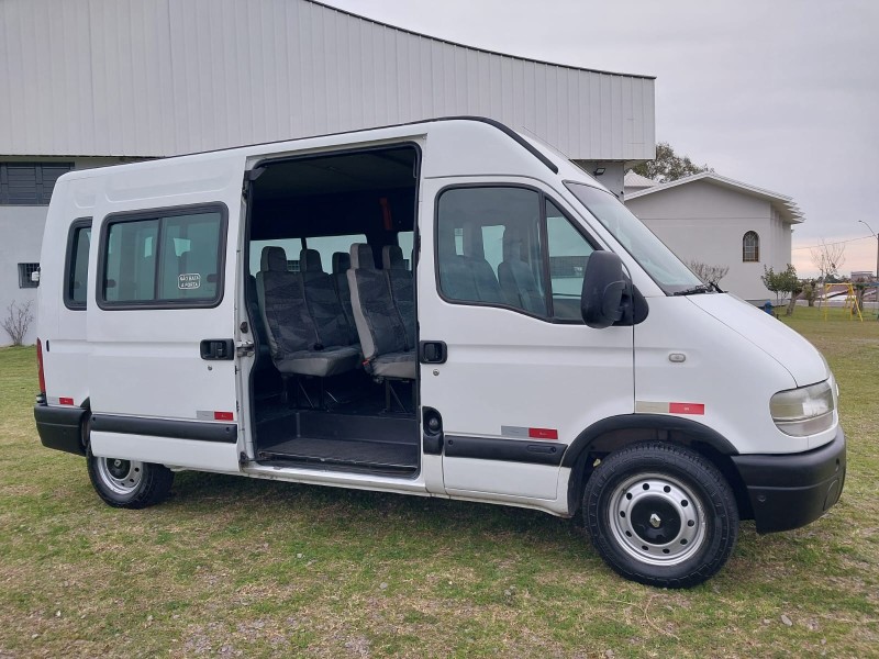 MASTER 2.3 DCI MINIBUS EXECUTIVE L3H2 16 LUGARES 16V DIESEL 4P MANUAL - 2009 - FARROUPILHA