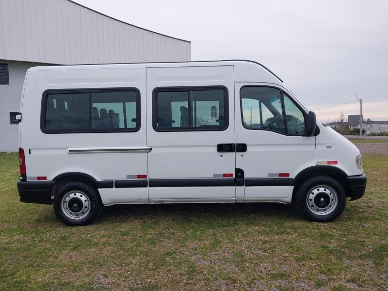 MASTER 2.3 DCI MINIBUS EXECUTIVE L3H2 16 LUGARES 16V DIESEL 4P MANUAL - 2009 - FARROUPILHA