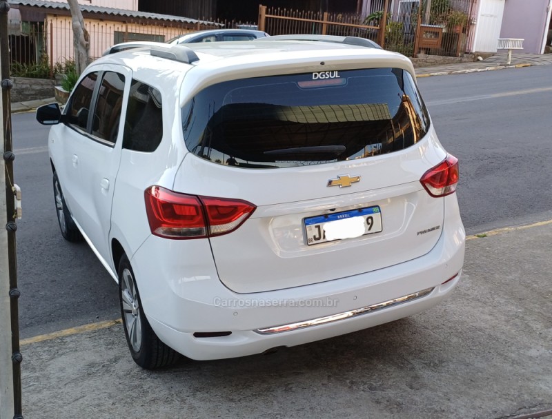 SPIN 1.8 PREMIER 8V FLEX 4P MANUAL - 2022 - FARROUPILHA