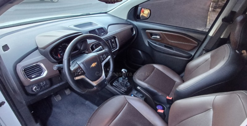 SPIN 1.8 PREMIER 8V FLEX 4P MANUAL - 2022 - FARROUPILHA