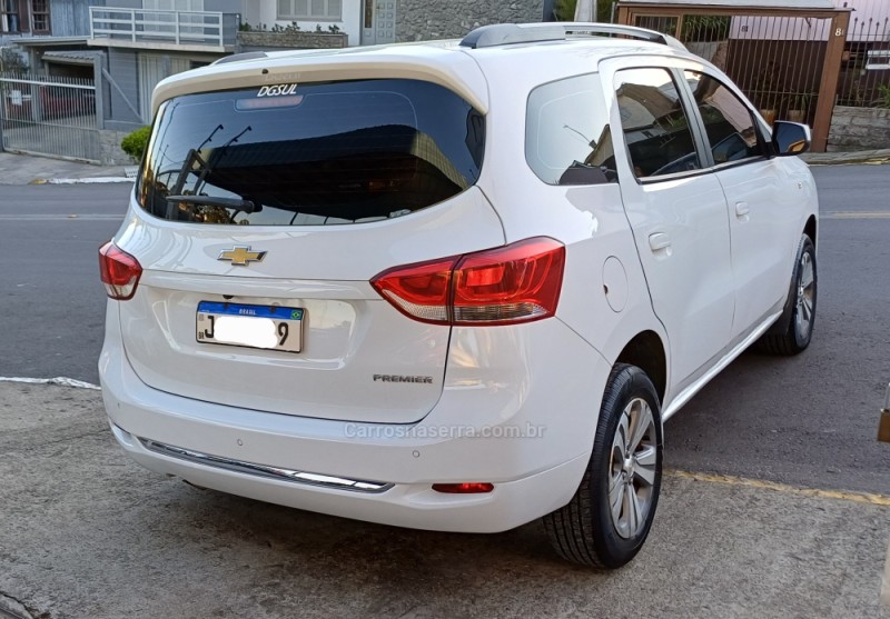 SPIN 1.8 PREMIER 8V FLEX 4P MANUAL - 2022 - FARROUPILHA