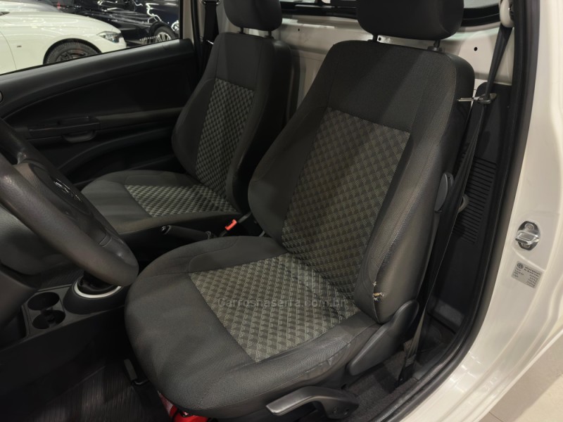 SAVEIRO 1.6 MI TRENDLINE CS 8V FLEX 2P MANUAL - 2015 - CAXIAS DO SUL