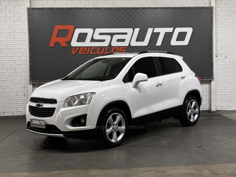 tracker 1.8 mpfi ltz 4x2 16v flex 4p automatico 2015 venancio aires