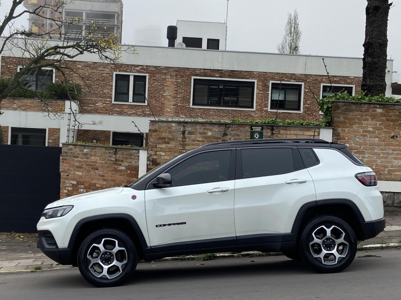 COMPASS 2.0 TRAILHAWK TD350 TURBO DIESEL 4X4 4P AUTOMÁTICO - 2023 - FARROUPILHA