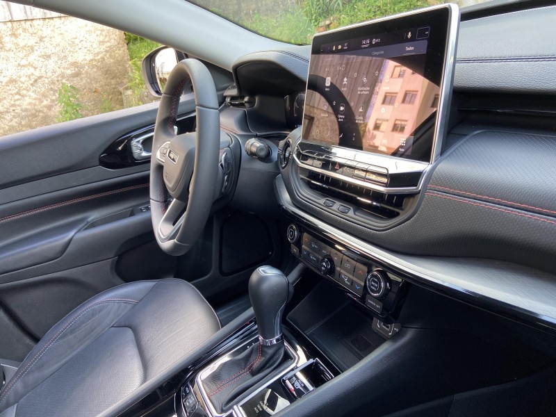 COMPASS 2.0 TRAILHAWK TD350 TURBO DIESEL 4X4 4P AUTOMÁTICO - 2023 - FARROUPILHA