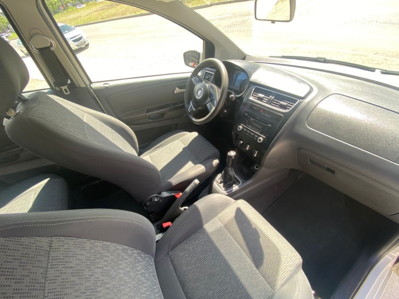 FOX 1.6 MI 8V FLEX 4P MANUAL - 2013 - CAXIAS DO SUL