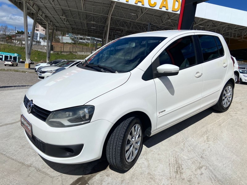 FOX 1.6 MI 8V FLEX 4P MANUAL - 2013 - CAXIAS DO SUL