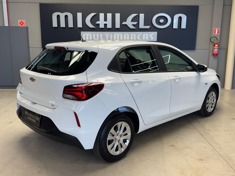 ONIX 1.0 LT 12V FLEX 4P MANUAL - 2023 - CAXIAS DO SUL