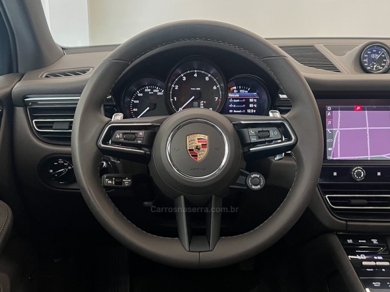 MACAN 2.0 16V GASOLINA 4P AUTOMÁTICO - 2025 - FLORES DA CUNHA