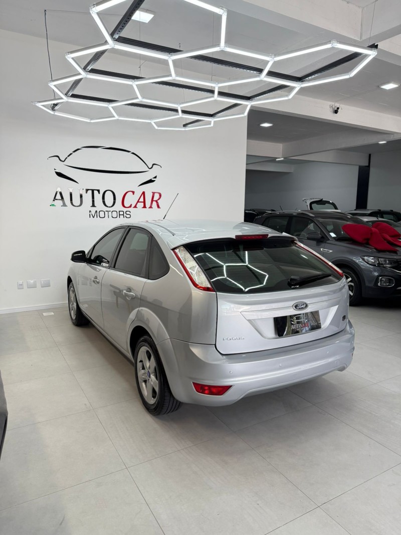 FOCUS 1.6 GLX 8V GASOLINA 4P MANUAL - 2011 - CAXIAS DO SUL
