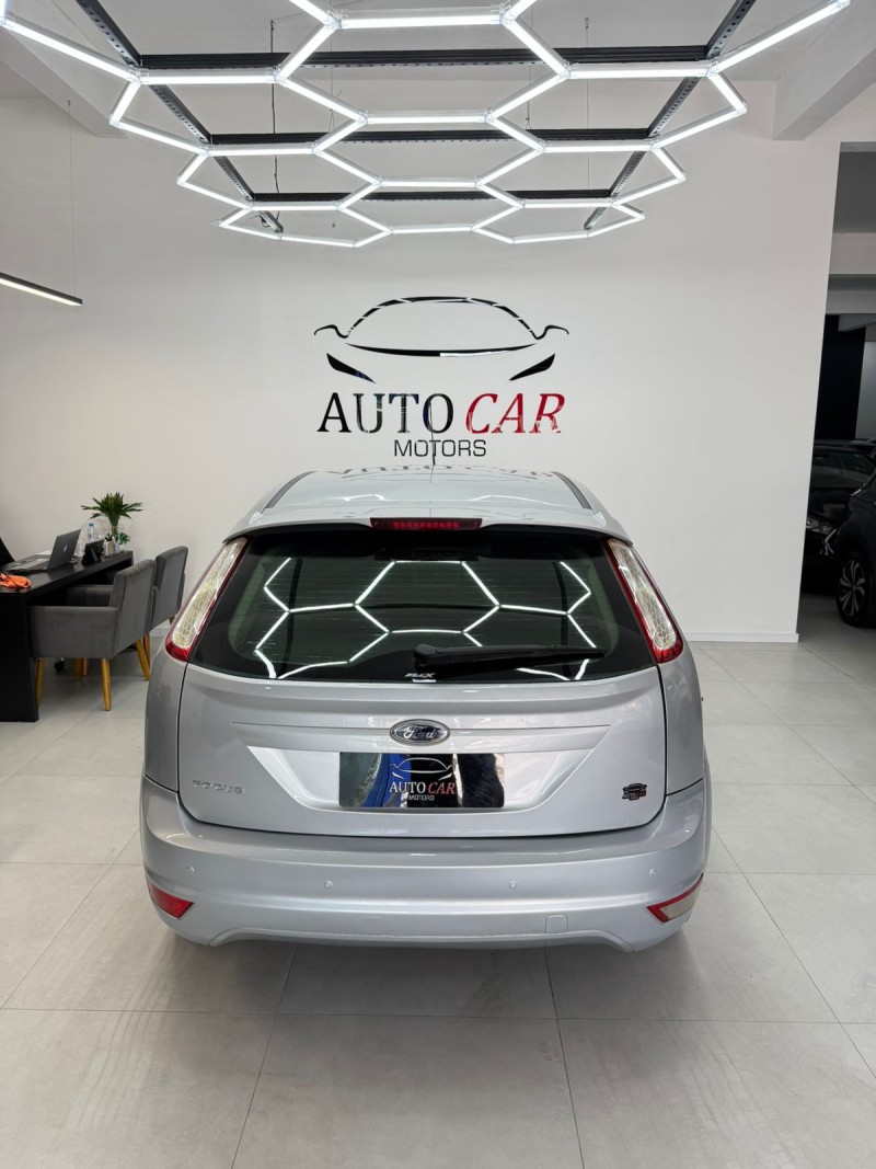 FOCUS 1.6 GLX 8V GASOLINA 4P MANUAL - 2011 - CAXIAS DO SUL