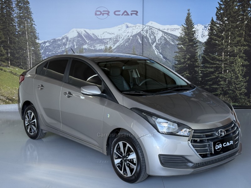 HB20S 1.6 COMFORT PLUS 16V FLEX 4P AUTOMÁTICO - 2018 - GARIBALDI