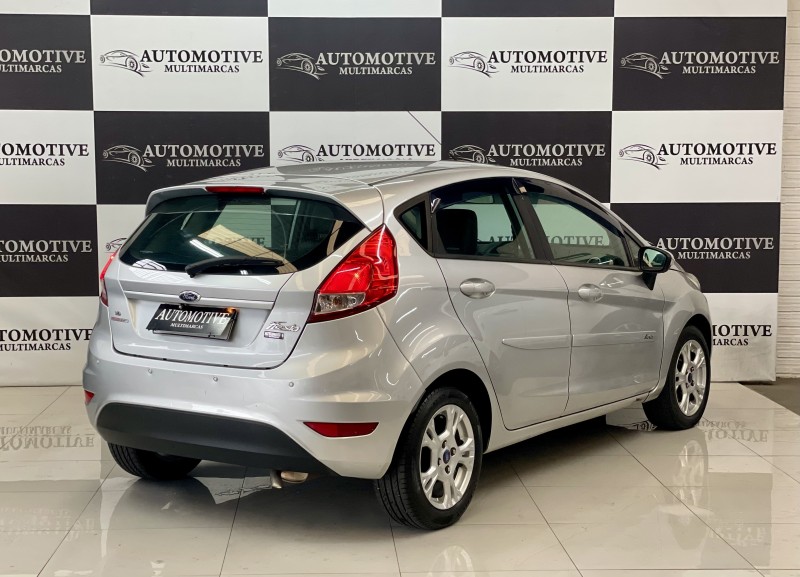 FIESTA 1.6 SE HATCH 16V FLEX 4P AUTOMÁTICO - 2015 - CAXIAS DO SUL