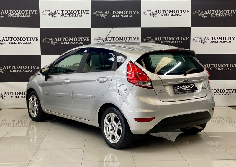 FIESTA 1.6 SE HATCH 16V FLEX 4P AUTOMÁTICO - 2015 - CAXIAS DO SUL