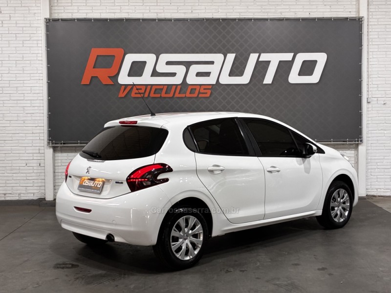 208 1.2 ACTIVE 12V FLEX 4P MANUAL - 2017 - VENâNCIO AIRES