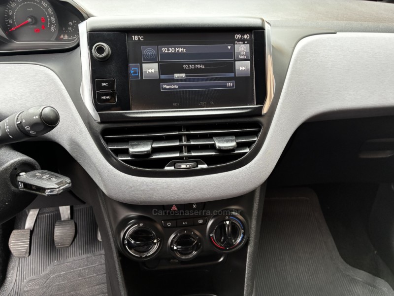 208 1.2 ACTIVE 12V FLEX 4P MANUAL - 2017 - VENâNCIO AIRES