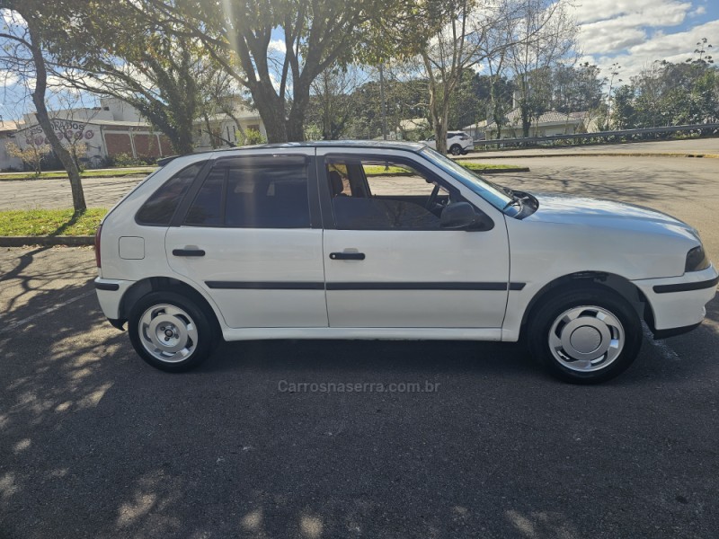 GOL 1.0 MI 16V GASOLINA 4P MANUAL G.III - 2004 - BENTO GONçALVES