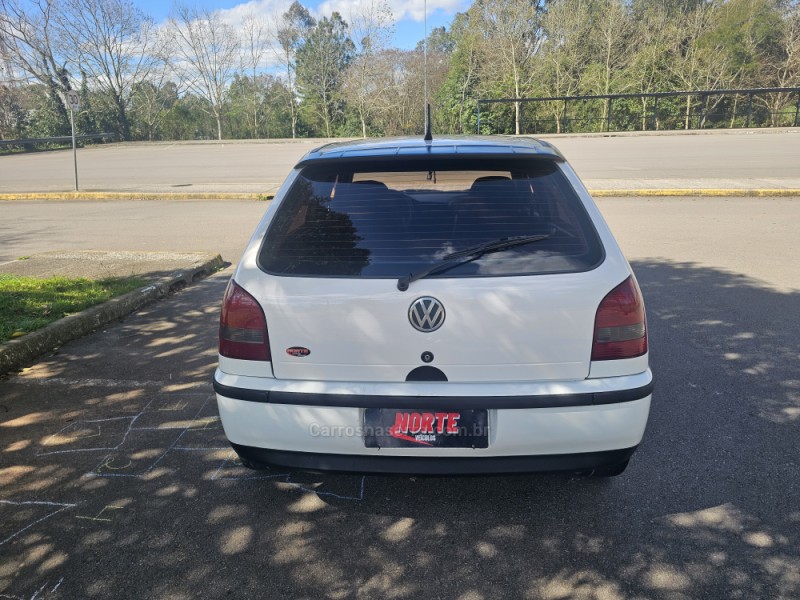 GOL 1.0 MI 16V GASOLINA 4P MANUAL G.III - 2004 - BENTO GONçALVES