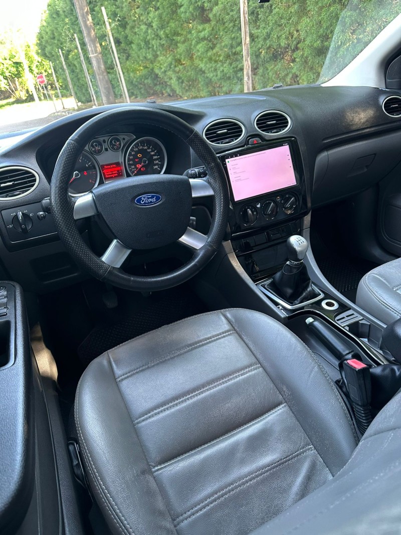 FOCUS 1.6 GL SEDAN 16V FLEX 4P MANUAL - 2011 - CAMPO BOM