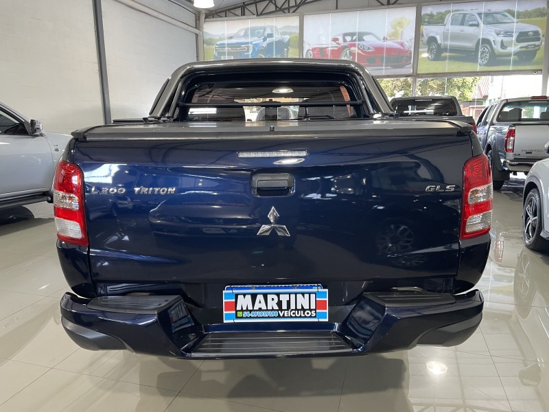 L200 TRITON 2.4 CD SPORT GLS DIESEL 4P AUTOMÁTICO - 2020 - CAXIAS DO SUL
