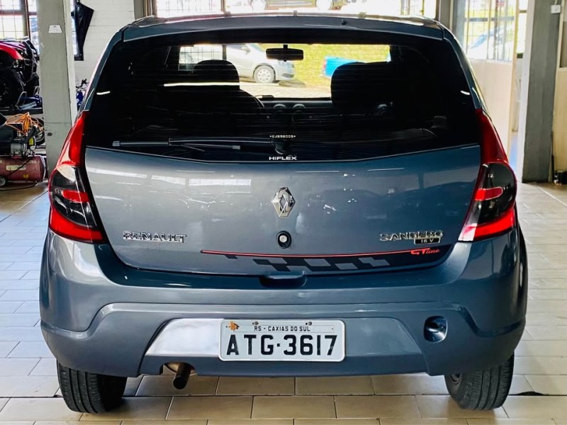 SANDERO 1.0 EXPRESSION 16V FLEX 4P MANUAL - 2011 - CAXIAS DO SUL