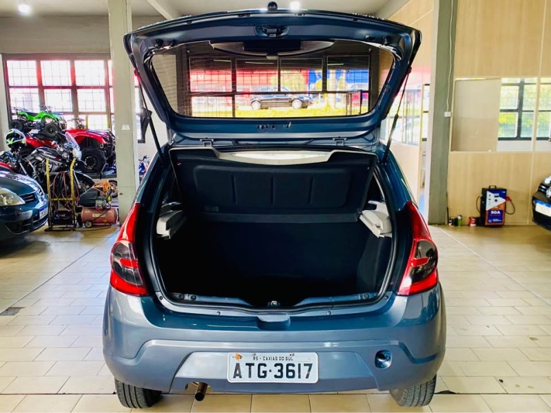 SANDERO 1.0 EXPRESSION 16V FLEX 4P MANUAL - 2011 - CAXIAS DO SUL