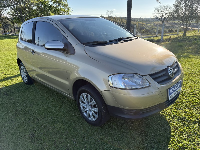 FOX 1.6 MI PLUS 8V FLEX 2P MANUAL - 2004 - FARROUPILHA