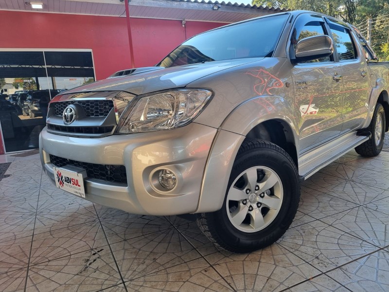 HILUX 3.0 SRV 4X4 CD 16V TURBO DIESEL 4P MANUAL - 2010 - CAXIAS DO SUL