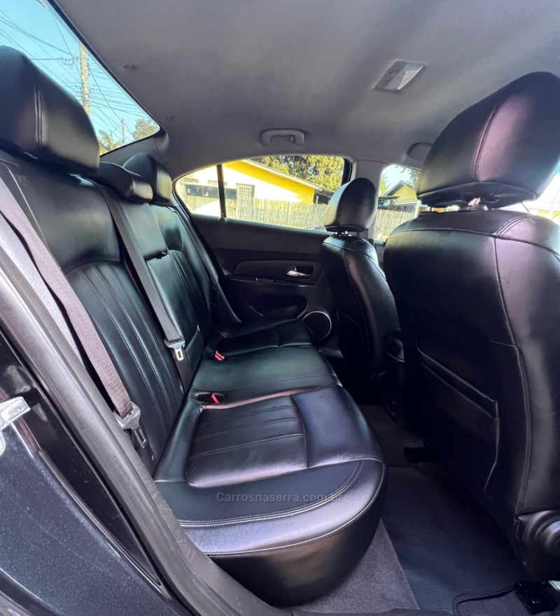CRUZE 1.8 LT 16V FLEX 4P AUTOMÁTICO - 2012 - PAROBé