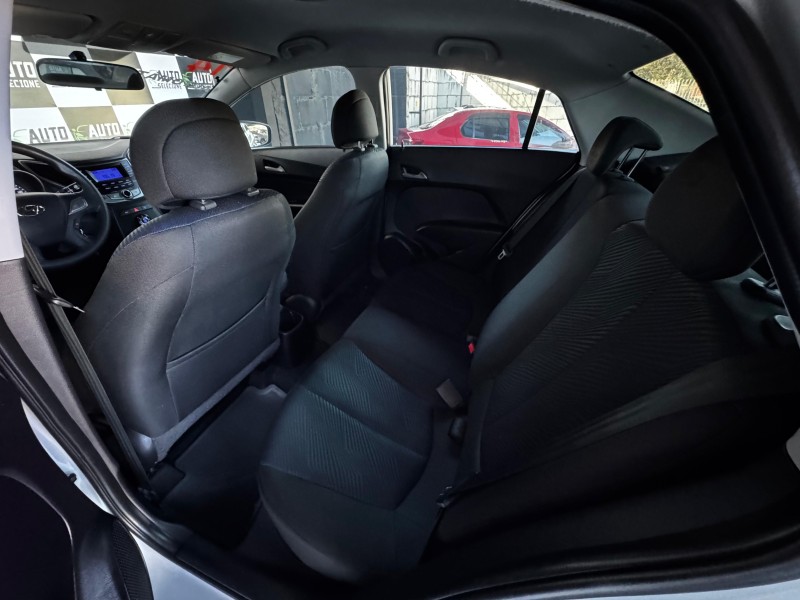 HB20S 1.6 COMFORT PLUS 16V FLEX 4P AUTOMÁTICO - 2014 - CAXIAS DO SUL