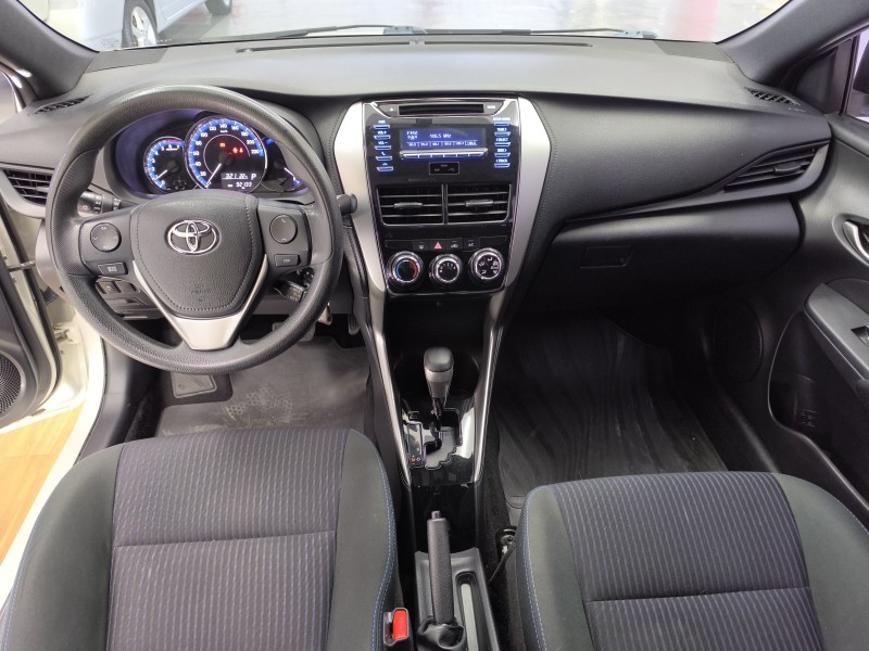 YARIS 1.3 16V FLEX XL PLUS TECH MULTIDRIVE17 - 2019 - CAXIAS DO SUL