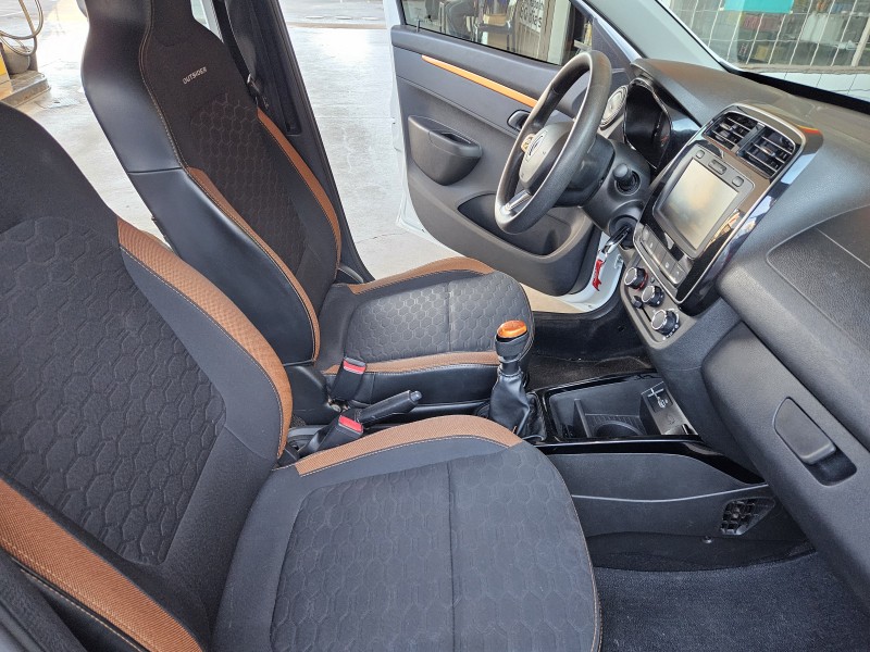 KWID 1.0 12V OUTSIDER FLEX 4P MANUAL - 2020 - CAXIAS DO SUL