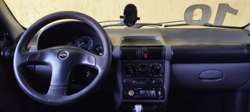CLASSIC 1.0 MPFI LIFE 8V FLEX 4P MANUAL - 2010 - CANELA