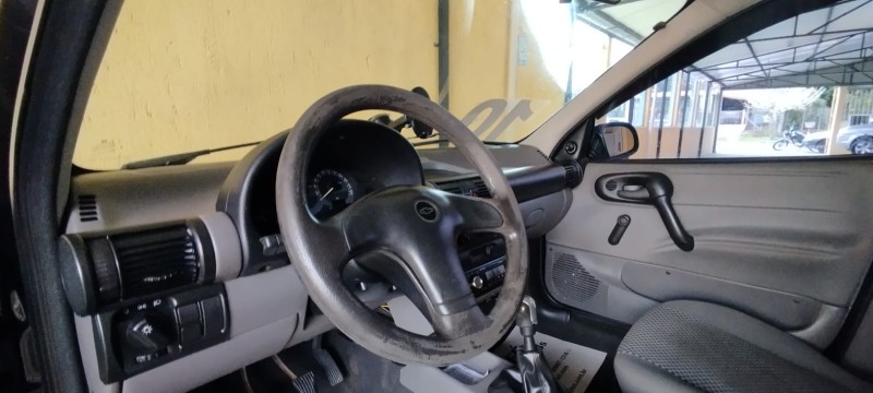 CLASSIC 1.0 MPFI LIFE 8V FLEX 4P MANUAL - 2010 - CANELA