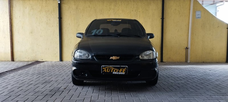 CLASSIC 1.0 MPFI LIFE 8V FLEX 4P MANUAL - 2010 - CANELA