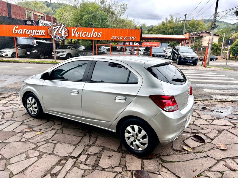ONIX 1.0 JOY 8V FLEX 4P MANUAL - 2017 - TRêS COROAS