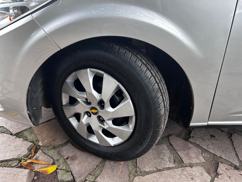 ONIX 1.0 JOY 8V FLEX 4P MANUAL - 2017 - TRêS COROAS
