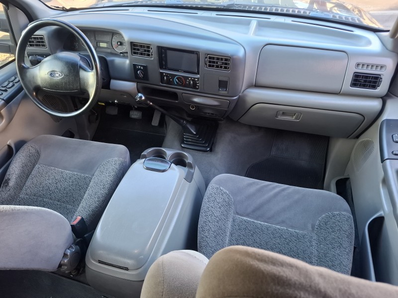 F-250 3.9 XLT MAX POWER 4X4 CD DIESEL 4P MANUAL - 2008 - FARROUPILHA