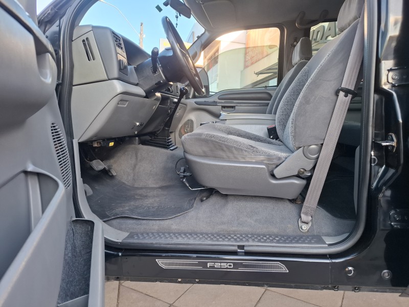 F-250 3.9 XLT MAX POWER 4X4 CD DIESEL 4P MANUAL - 2008 - FARROUPILHA