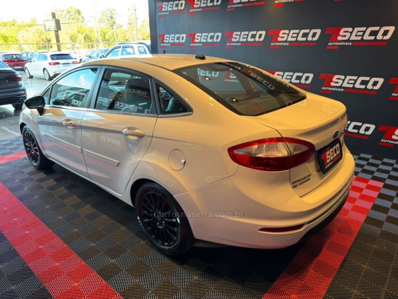 FIESTA 1.6 TITANIUM SEDAN 16V FLEX 4P AUTOMÁTICO - 2014 - PASSO FUNDO