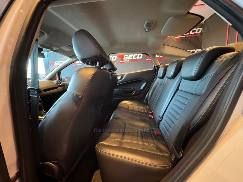 FIESTA 1.6 TITANIUM SEDAN 16V FLEX 4P AUTOMÁTICO - 2014 - PASSO FUNDO