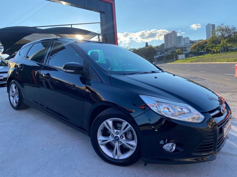 focus 1.6 se 16v flex 4p manual 2015 caxias do sul