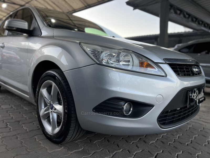 FOCUS 1.6 GLX 16V FLEX 4P MANUAL - 2011 - BOM PRINCíPIO